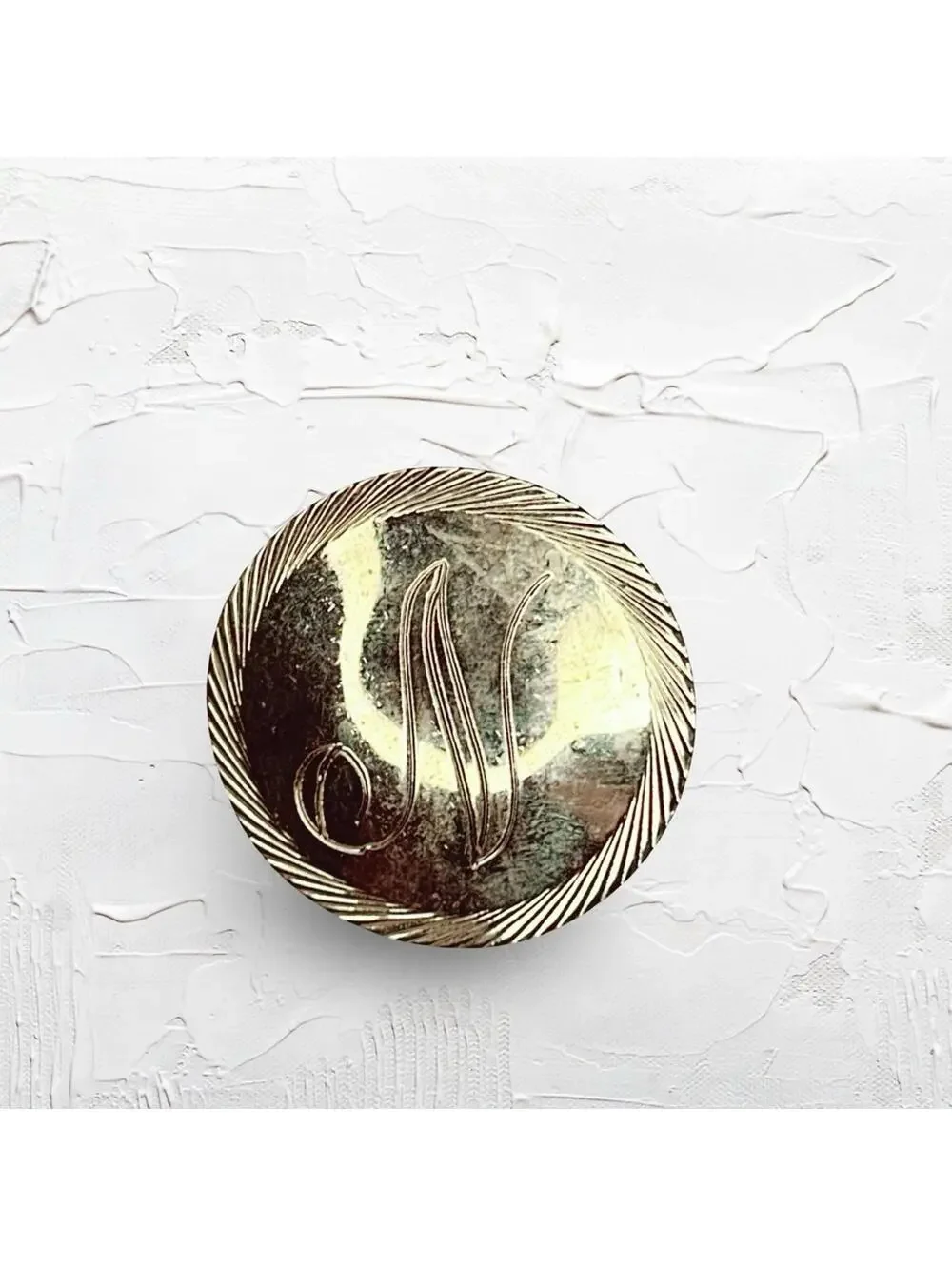 168. Vintage Goldtone Monogrammed Brooch N Initial